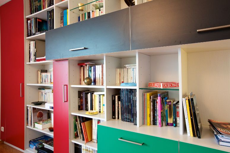 Création d'un espace bibliothèque/bureau