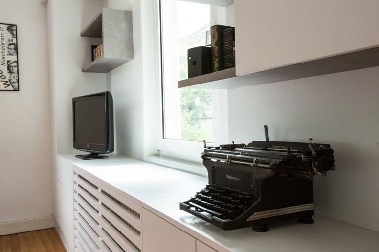 Bibliothèque et placard avec cache-radiateur