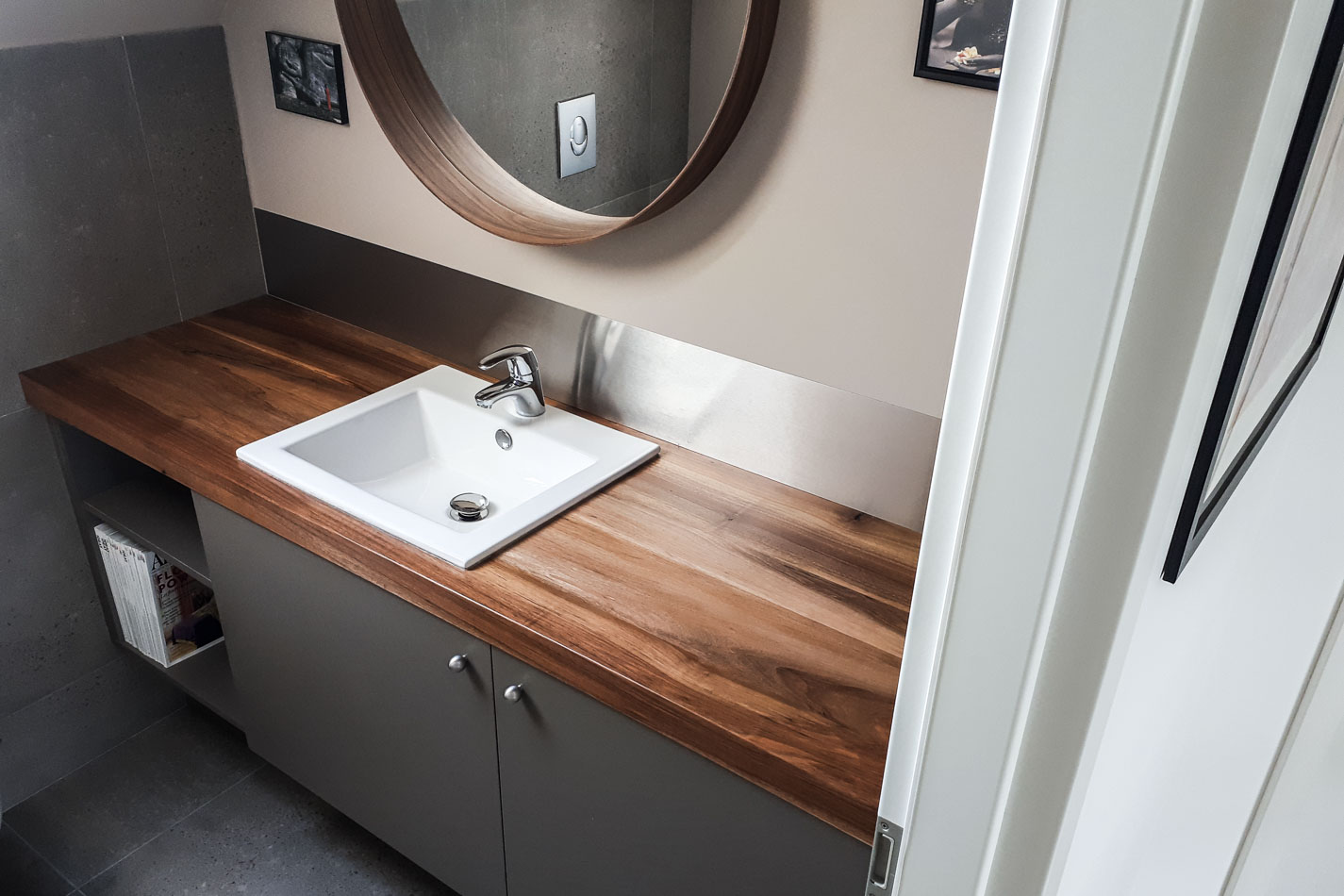 Meuble vasque en noyer